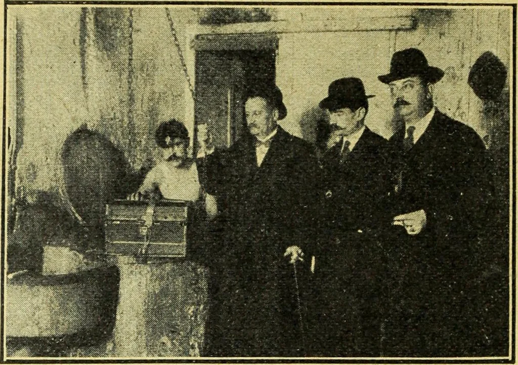 An illustration from Caras y caretas, 1898, leaf 299
