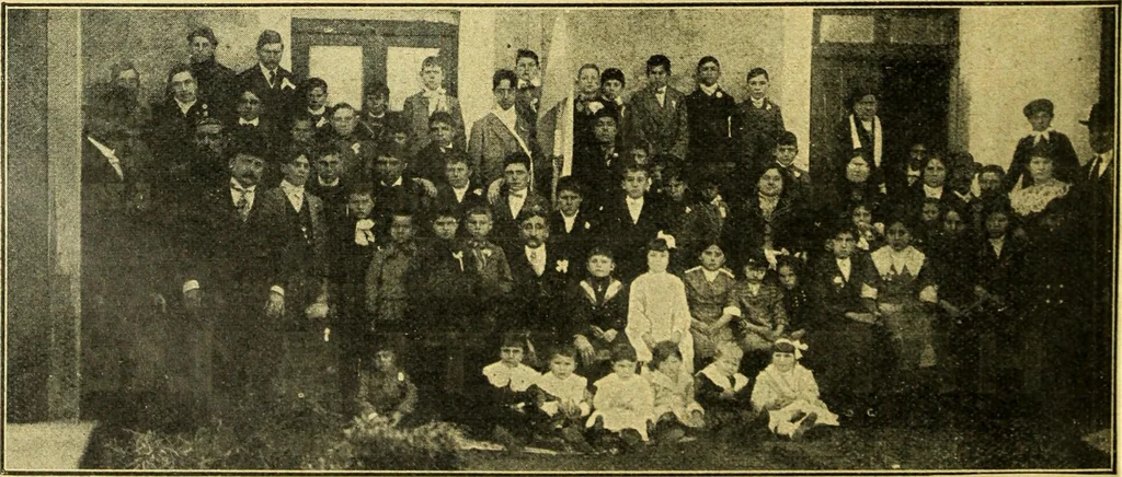 An illustration from Caras y caretas, 1898, leaf 569