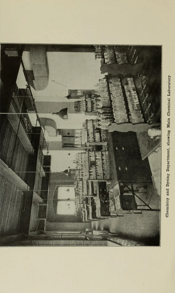 An illustration from Catalogue, 1924, leaf 43