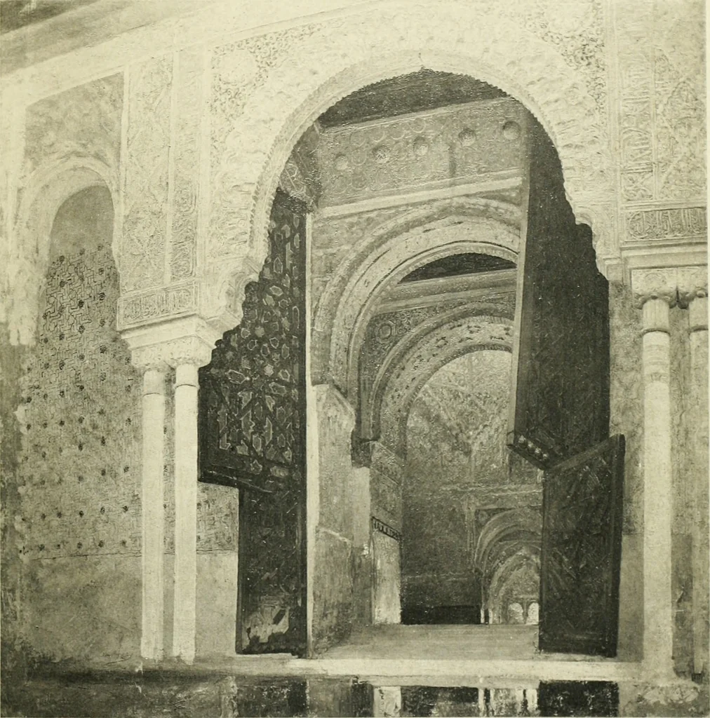 An illustration from Catalogue des tableaux modernes ... sculptures ... tableaux anciens ... tapis-series ... de Ferrare (Italie) 16e siècle ... provenant de la collection de feu Madame A.C... d'A... dont la vente aux enchères ... 14 mai 1920, 1920, leaf 42