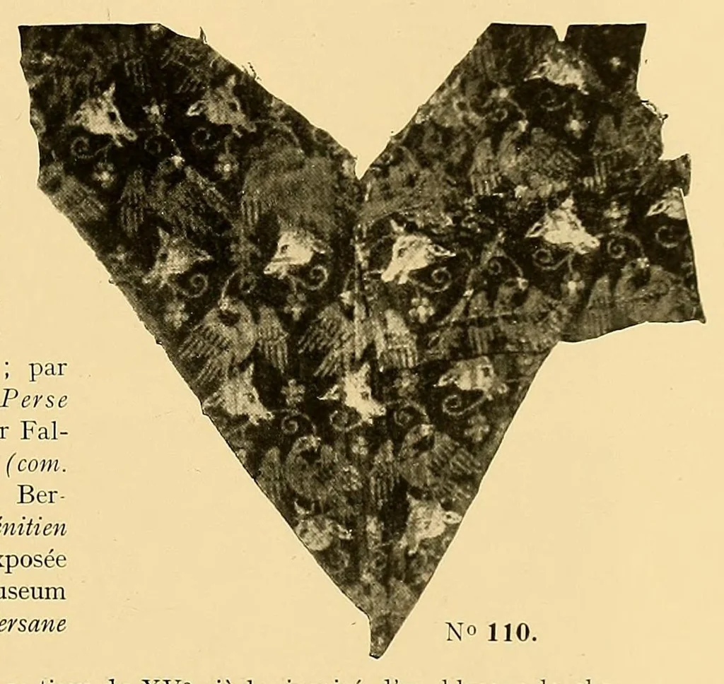 An illustration from Catalogue d'étoffes anciennes et modernes décrites, 1927, leaf 129