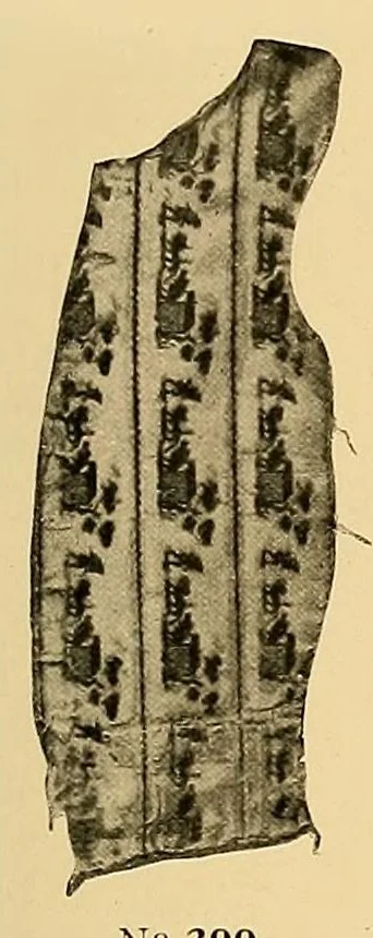 An illustration from Catalogue d'étoffes anciennes et modernes décrites, 1927, leaf 351