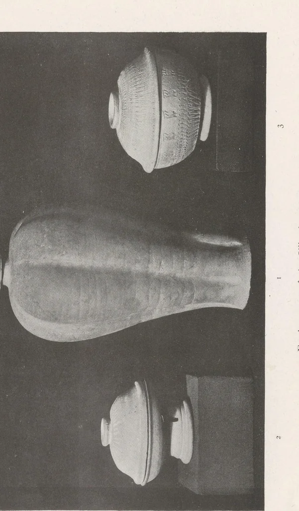 An illustration from Catalogue of the Le Blond collection of Corean pottery, 1918, leaf 63