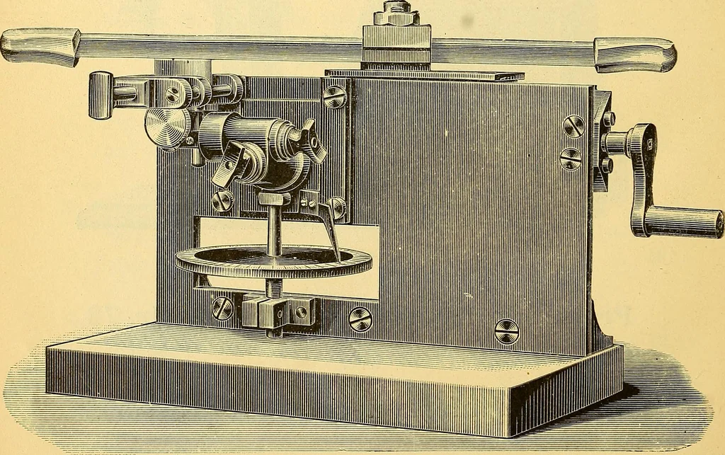 An illustration from Catalogue Nr. 35 of microscopes and accessory apparatus, 1894, leaf 55