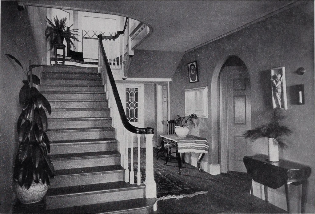 An illustration from Catalogue of the architectural exhibition, Boston Architectural Club and Boston Society of Architects: St. Botolph Club, 2 Newbury Street, from May 22nd to June 3rd, 1899, 1899, leaf 114