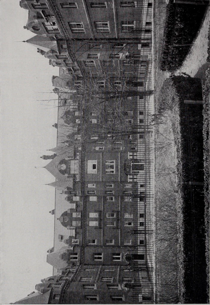 An illustration from Catalogue of the architectural exhibition, Boston Architectural Club and Boston Society of Architects: St. Botolph Club, 2 Newbury Street, from May 22nd to June 3rd, 1899, 1899, leaf 61
