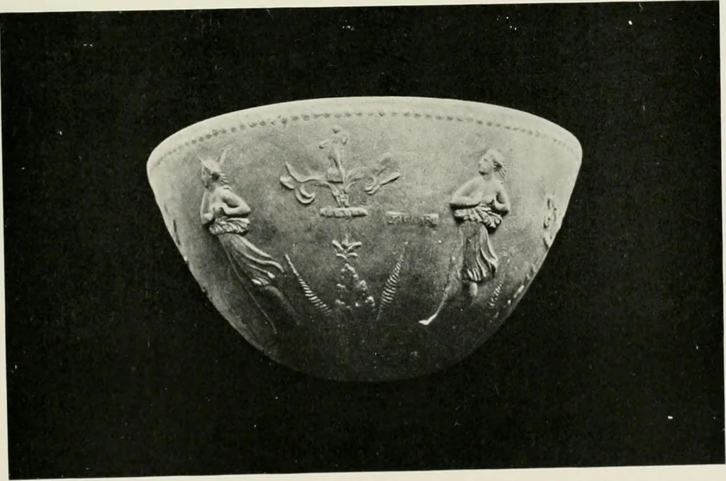An illustration from Catalogue of Arretine pottery, 1916, leaf 154