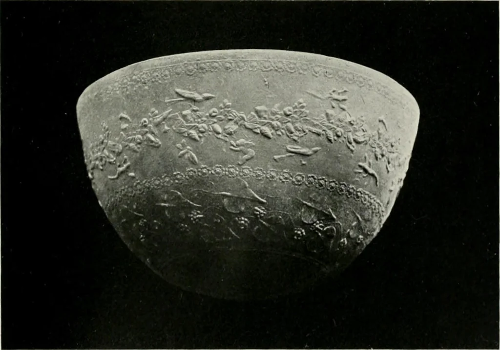 An illustration from Catalogue of Arretine pottery, 1916, leaf 176