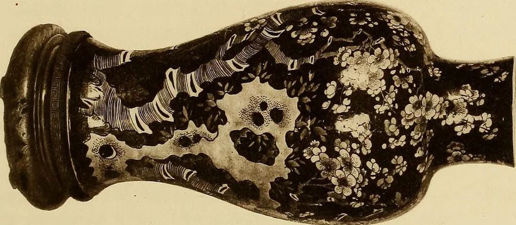 An illustration from A catalogue of Chinese porcelains collected by Mr. and Mrs. Charles P. Taft, Cincinnati, Ohio, with notes and illustrations, comp. and described by John Getz, 1904, leaf 270