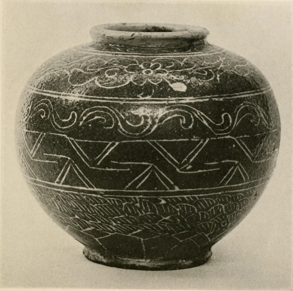 An illustration from Catalogue of an exhibition of early Chinese pottery and sculpture, 1916, leaf 186