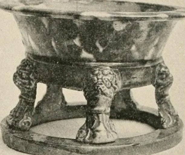 An illustration from Catalogue of an exhibition of early Chinese pottery and sculpture, 1916, leaf 187
