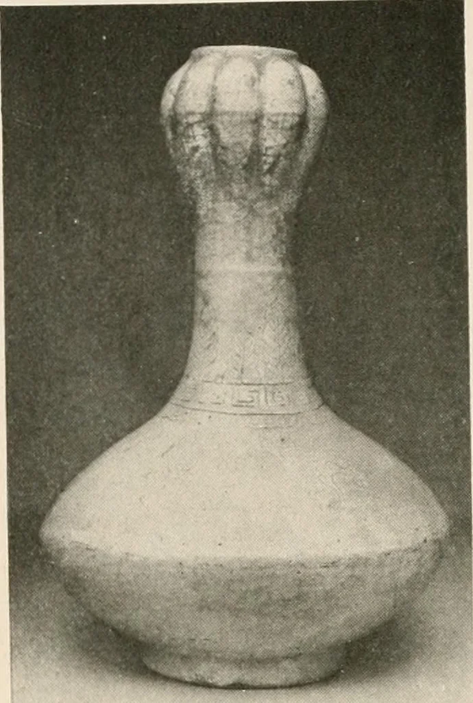 An illustration from Catalogue of an exhibition of early Chinese pottery and sculpture, 1916, leaf 199