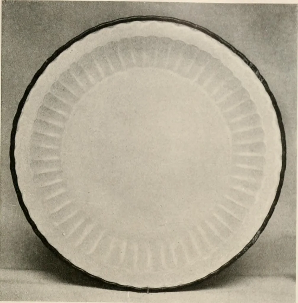 An illustration from Catalogue of an exhibition of early Chinese pottery and sculpture, 1916, leaf 212