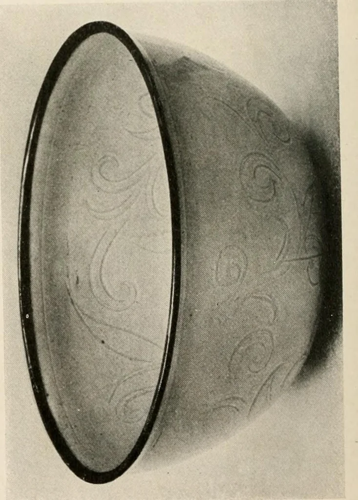 An illustration from Catalogue of an exhibition of early Chinese pottery and sculpture, 1916, leaf 215