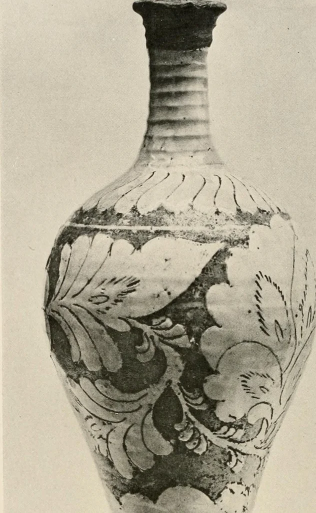 An illustration from Catalogue of an exhibition of early Chinese pottery and sculpture, 1916, leaf 223