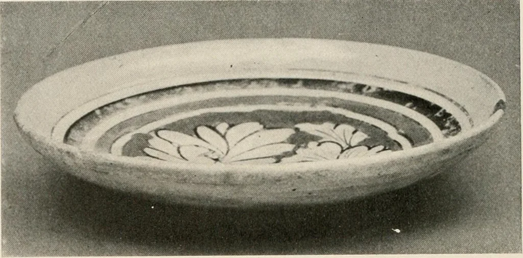An illustration from Catalogue of an exhibition of early Chinese pottery and sculpture, 1916, leaf 231
