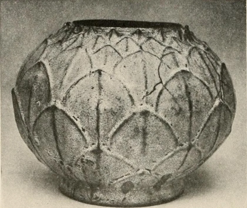 An illustration from Catalogue of an exhibition of early Chinese pottery and sculpture, 1916, leaf 249