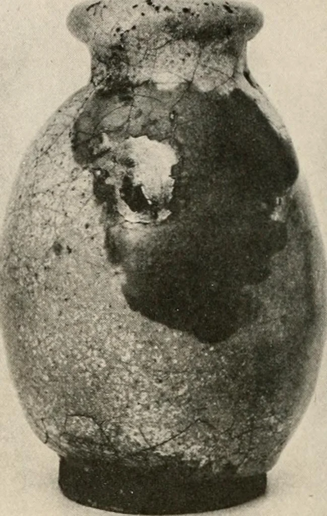 An illustration from Catalogue of an exhibition of early Chinese pottery and sculpture, 1916, leaf 255