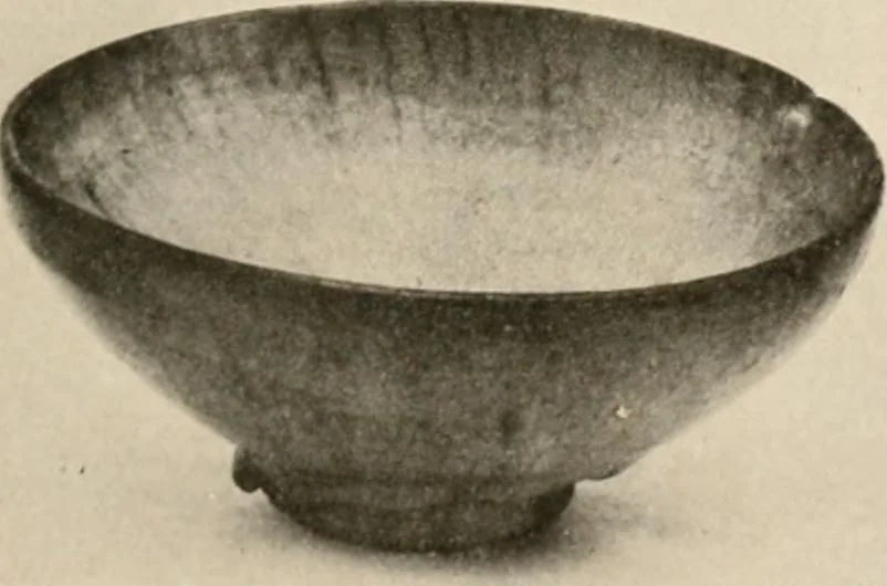 An illustration from Catalogue of an exhibition of early Chinese pottery and sculpture, 1916, leaf 256