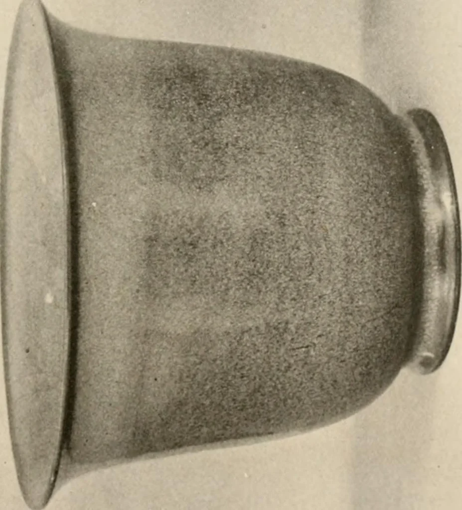 An illustration from Catalogue of an exhibition of early Chinese pottery and sculpture, 1916, leaf 268