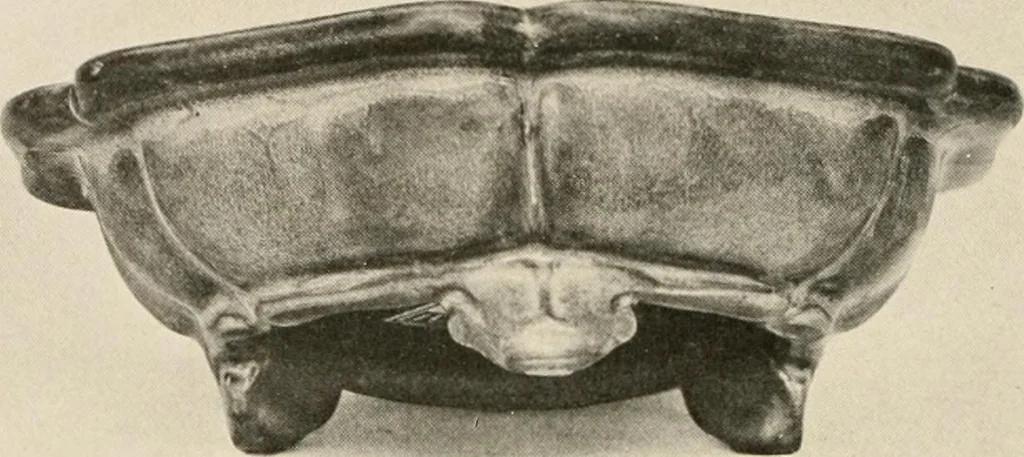 An illustration from Catalogue of an exhibition of early Chinese pottery and sculpture, 1916, leaf 271