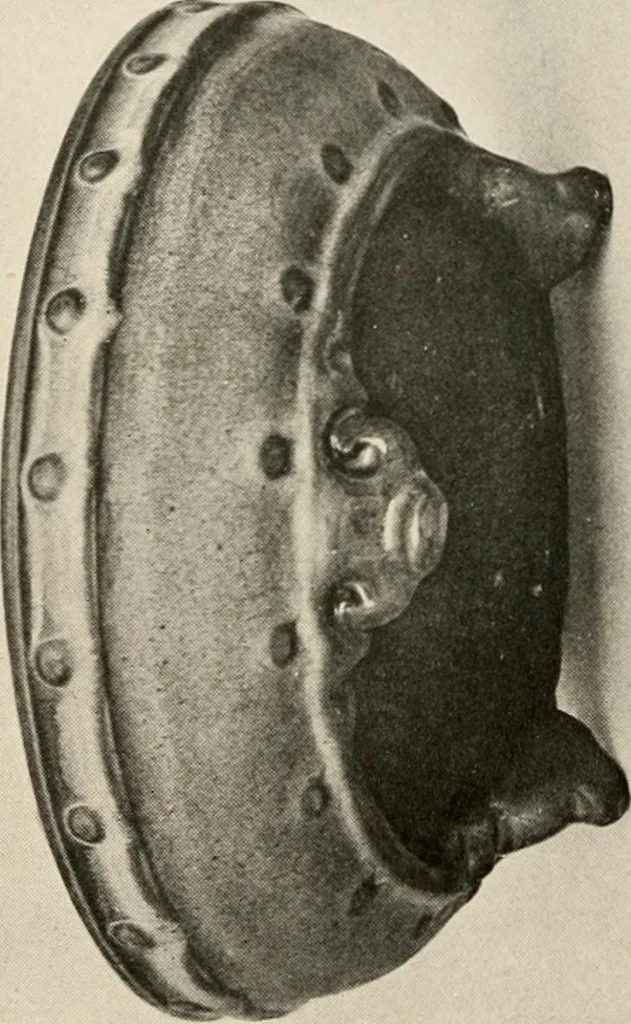 An illustration from Catalogue of an exhibition of early Chinese pottery and sculpture, 1916, leaf 273