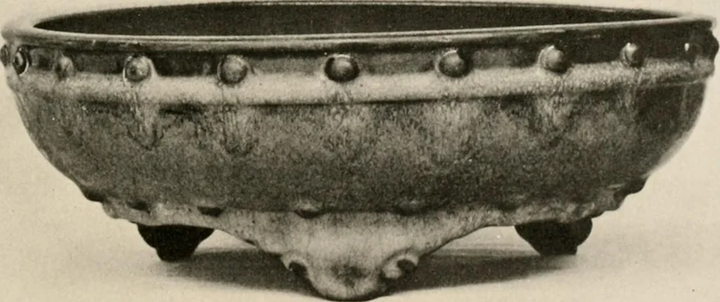 An illustration from Catalogue of an exhibition of early Chinese pottery and sculpture, 1916, leaf 274