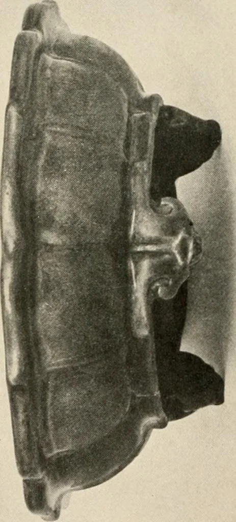 An illustration from Catalogue of an exhibition of early Chinese pottery and sculpture, 1916, leaf 275