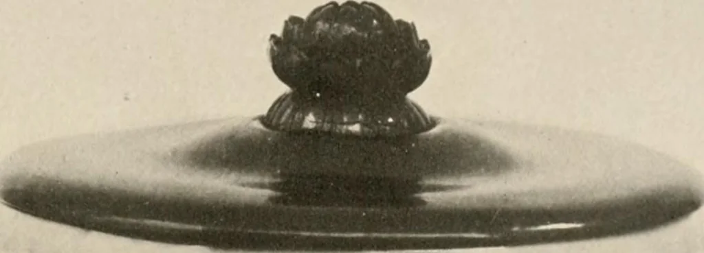 An illustration from Catalogue of an exhibition of early Chinese pottery and sculpture, 1916, leaf 284