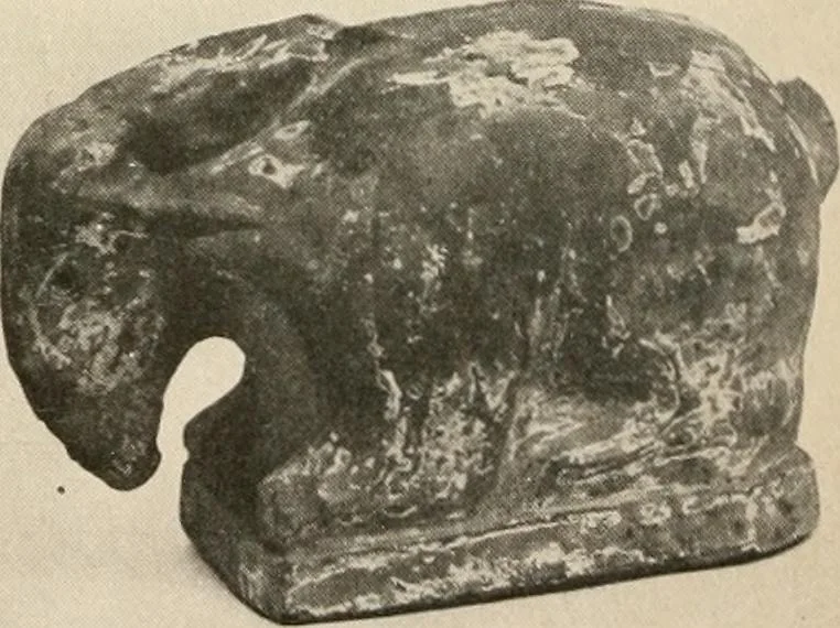 An illustration from Catalogue of an exhibition of early Chinese pottery and sculpture, 1916, leaf 295