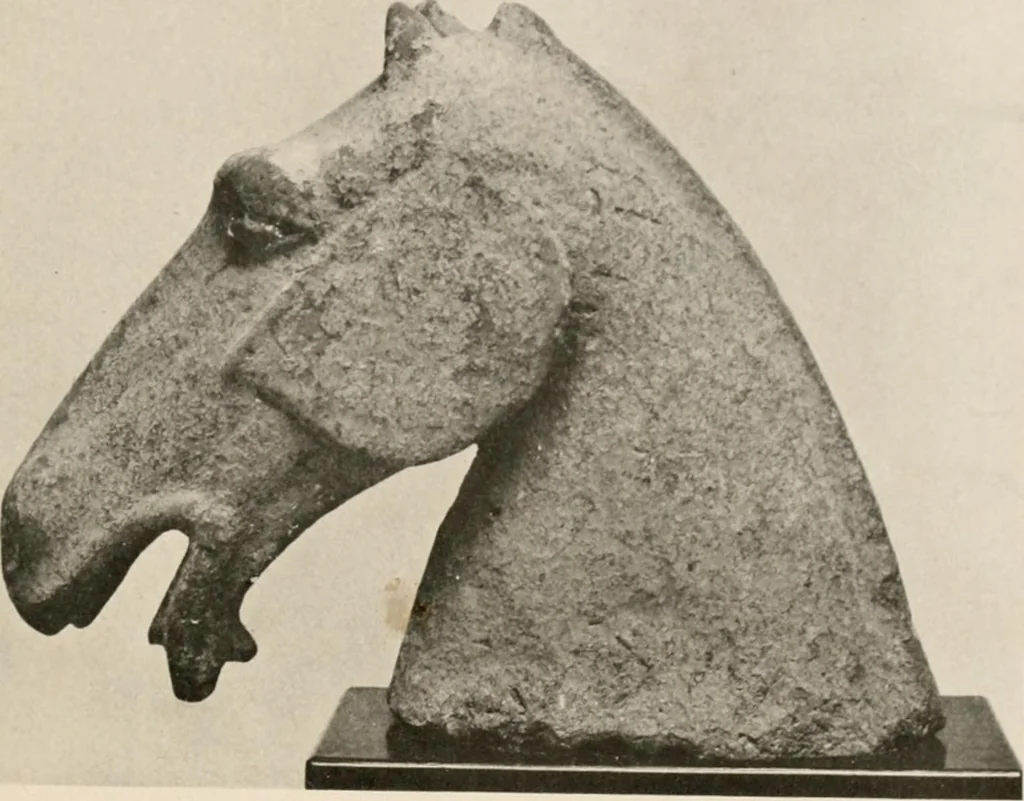 An illustration from Catalogue of an exhibition of early Chinese pottery and sculpture, 1916, leaf 298
