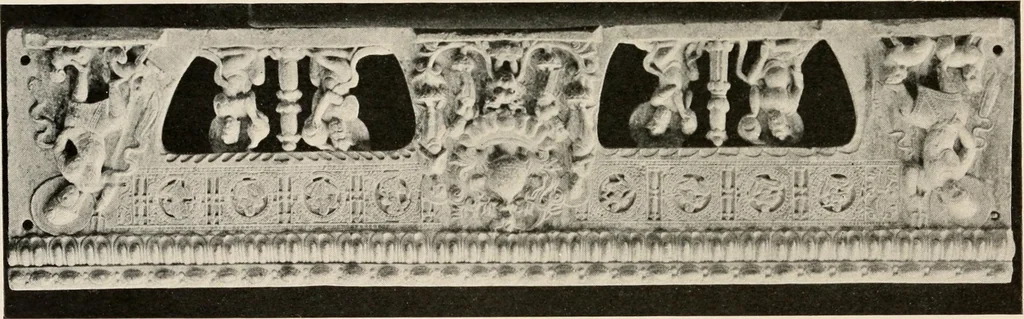 An illustration from Catalogue of an exhibition of early Chinese pottery and sculpture, 1916, leaf 307