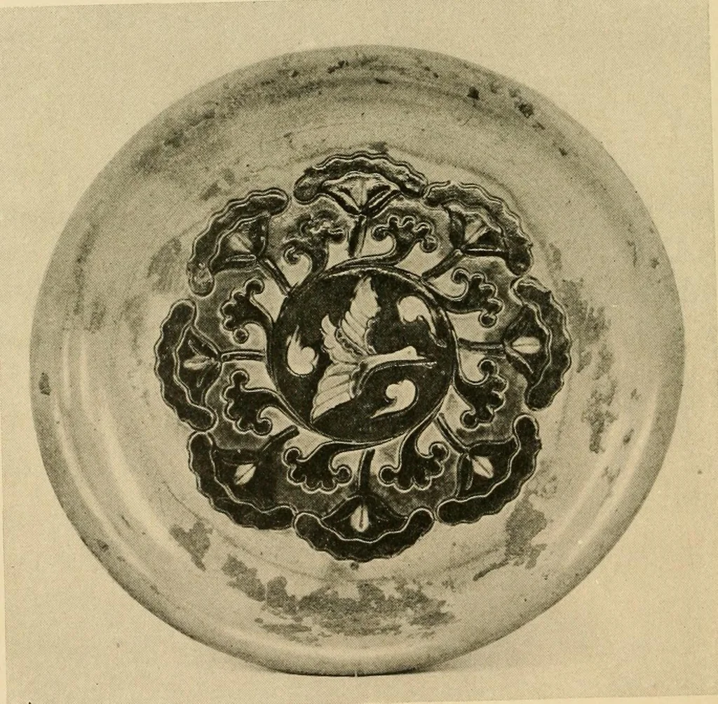 An illustration from Catalogue of an exhibition of early Chinese pottery and sculpture, 1916, leaf 181