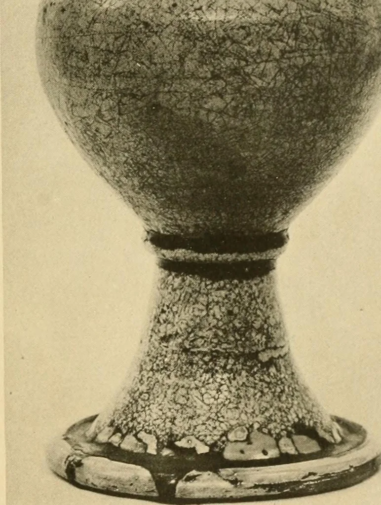 An illustration from Catalogue of an exhibition of early Chinese pottery and sculpture, 1916, leaf 186