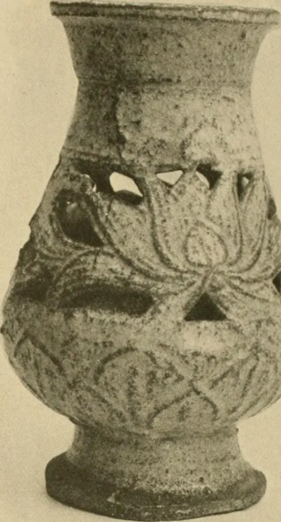An illustration from Catalogue of an exhibition of early Chinese pottery and sculpture, 1916, leaf 188