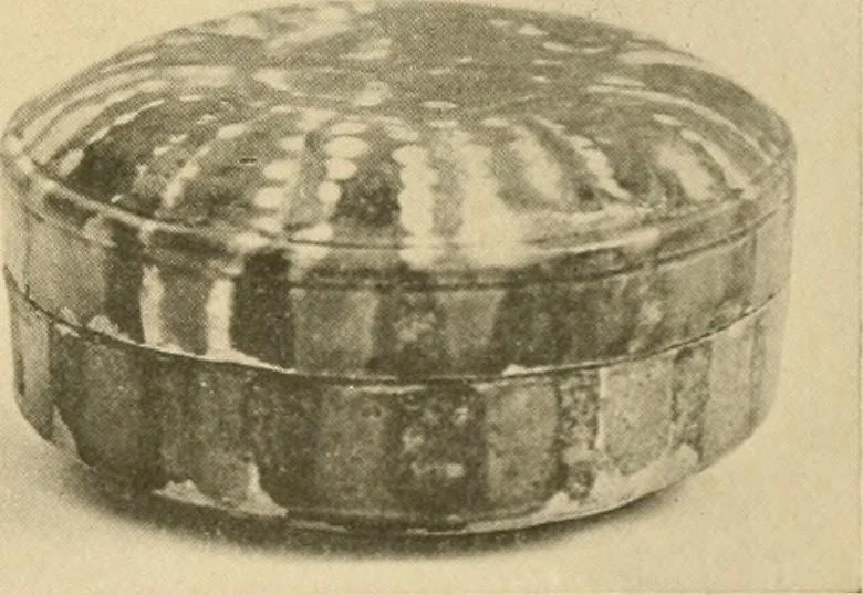 An illustration from Catalogue of an exhibition of early Chinese pottery and sculpture, 1916, leaf 188