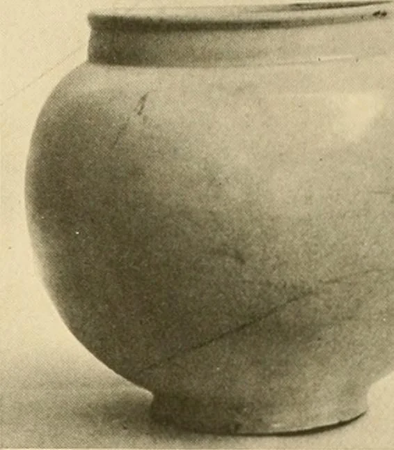 An illustration from Catalogue of an exhibition of early Chinese pottery and sculpture, 1916, leaf 190