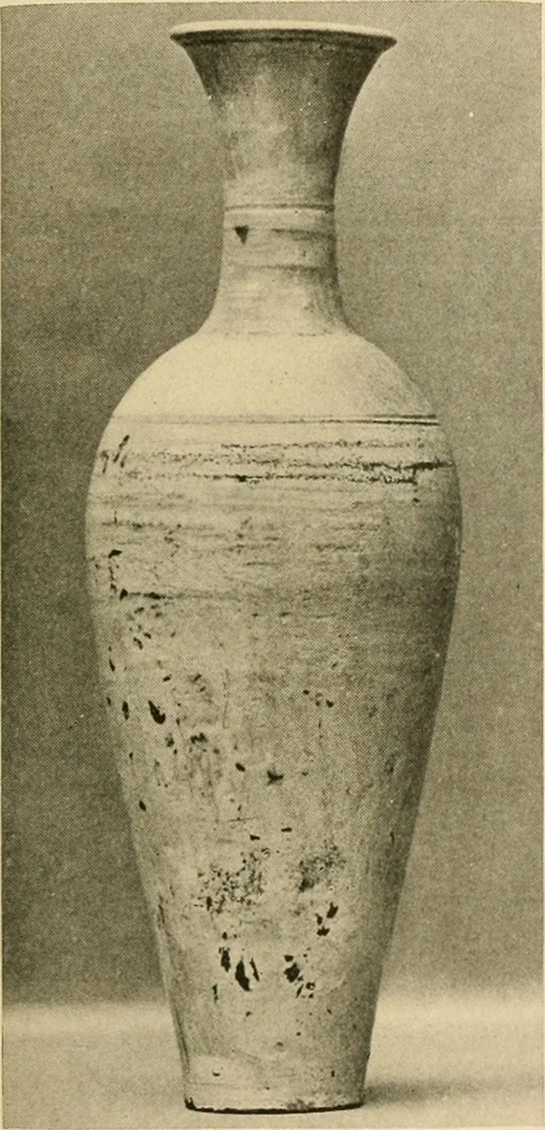 An illustration from Catalogue of an exhibition of early Chinese pottery and sculpture, 1916, leaf 190