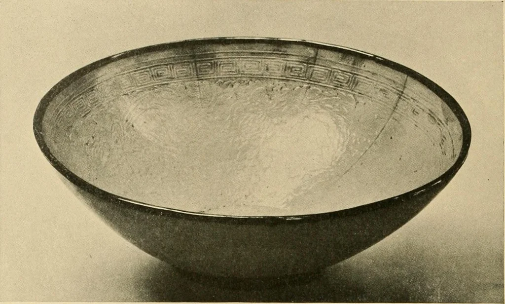 An illustration from Catalogue of an exhibition of early Chinese pottery and sculpture, 1916, leaf 201
