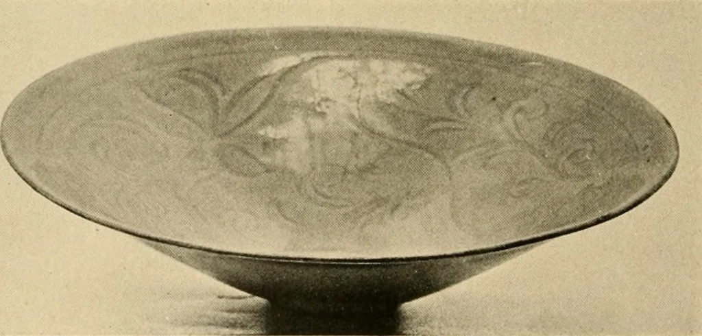 An illustration from Catalogue of an exhibition of early Chinese pottery and sculpture, 1916, leaf 207