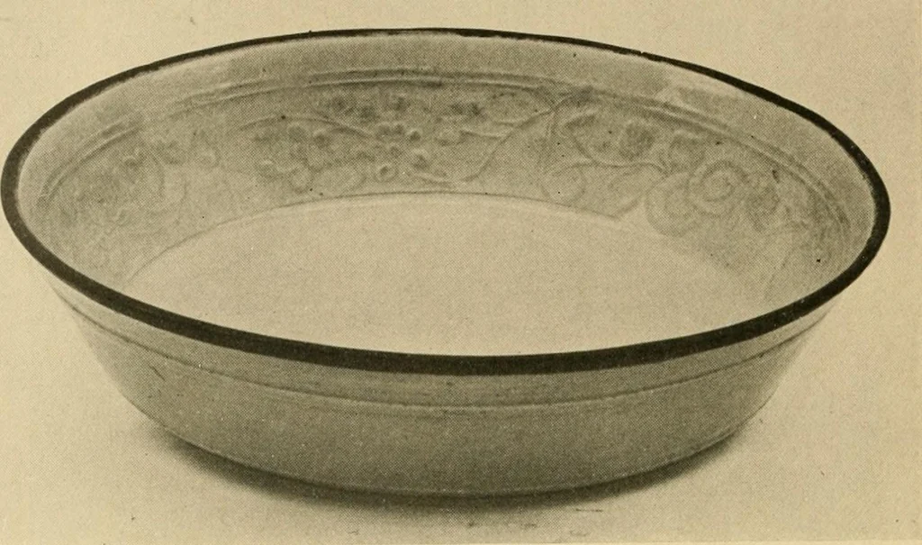 An illustration from Catalogue of an exhibition of early Chinese pottery and sculpture, 1916, leaf 209