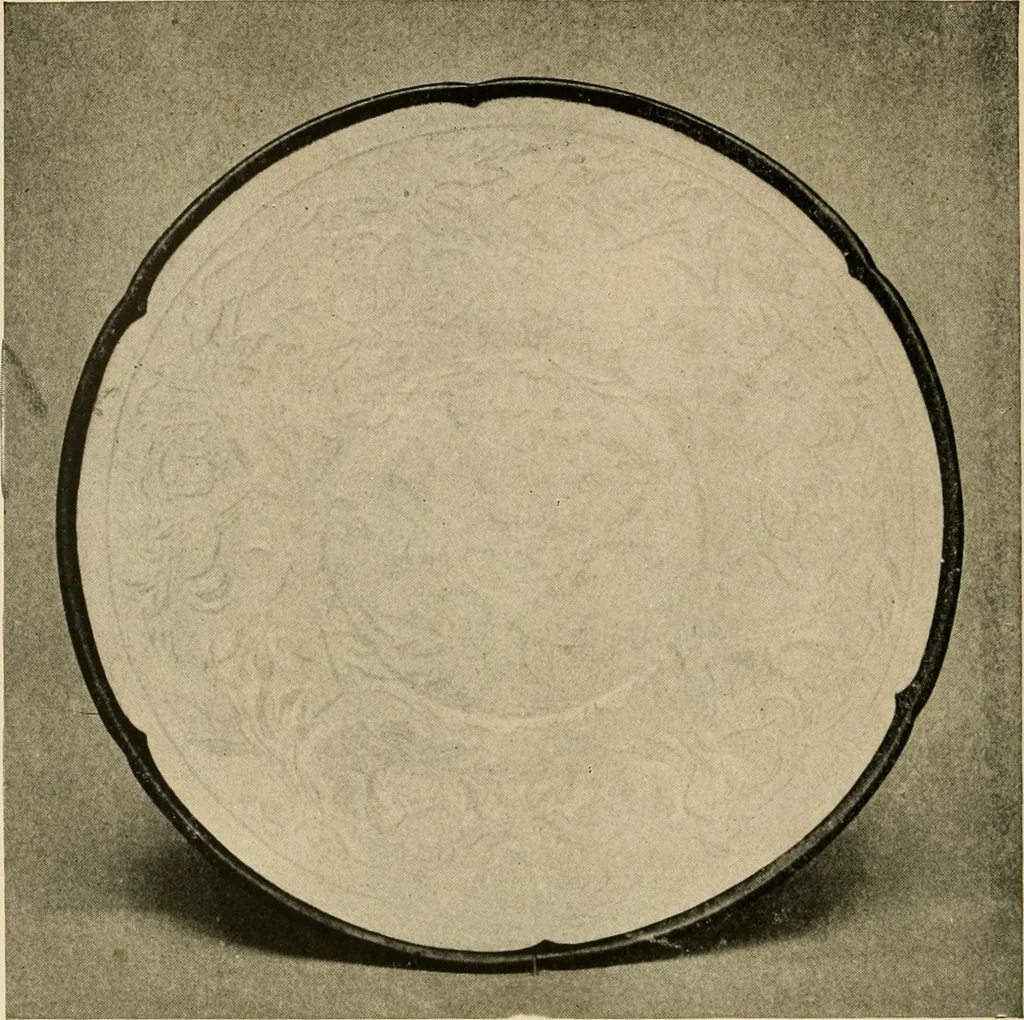 An illustration from Catalogue of an exhibition of early Chinese pottery and sculpture, 1916, leaf 211