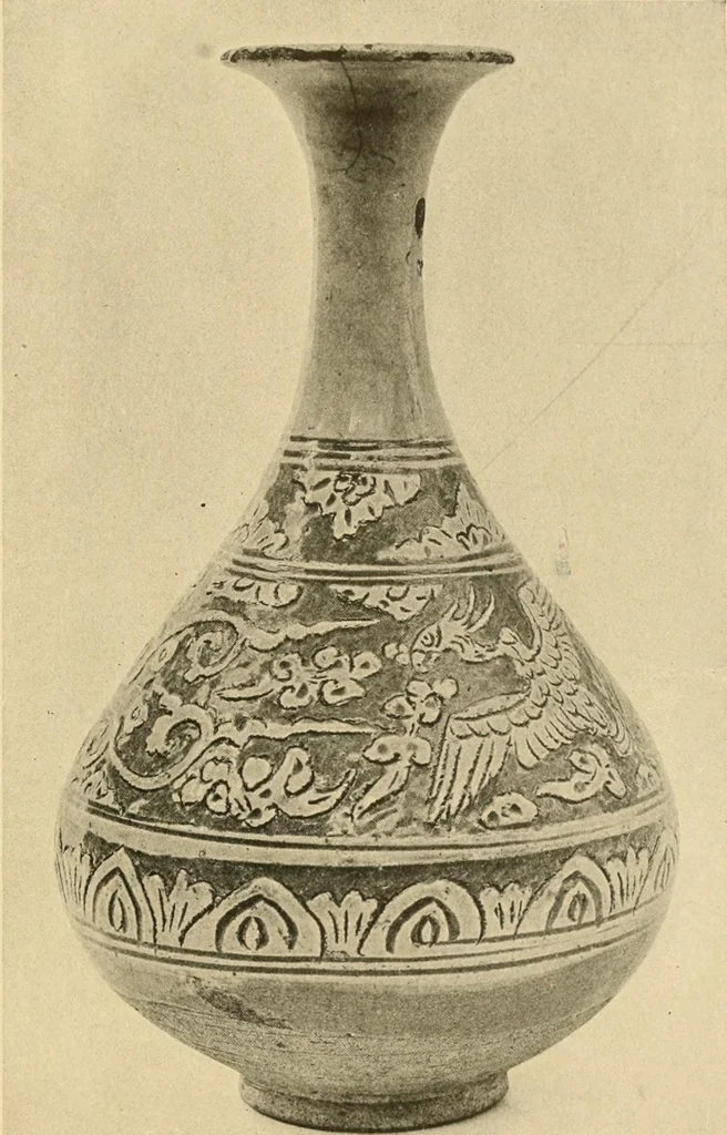 An illustration from Catalogue of an exhibition of early Chinese pottery and sculpture, 1916, leaf 220