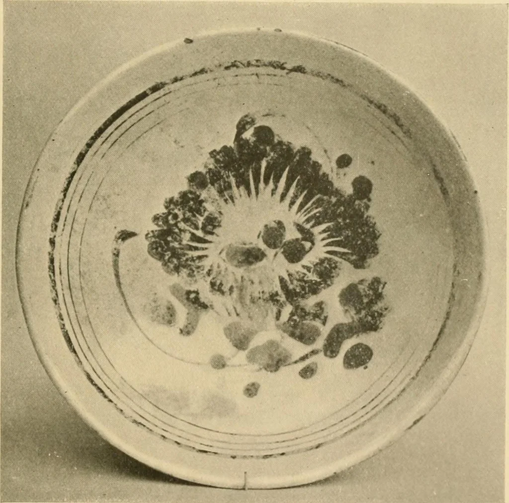 An illustration from Catalogue of an exhibition of early Chinese pottery and sculpture, 1916, leaf 230