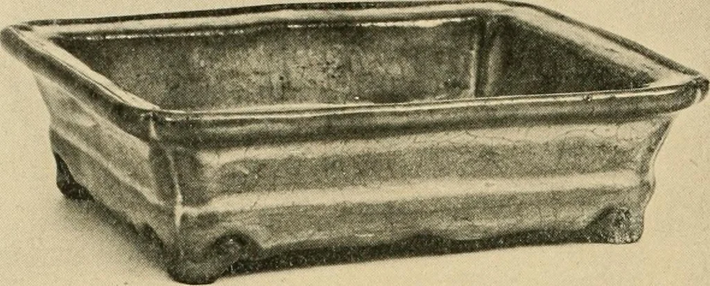 An illustration from Catalogue of an exhibition of early Chinese pottery and sculpture, 1916, leaf 241