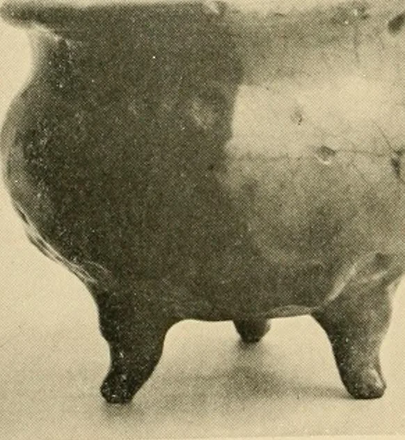 An illustration from Catalogue of an exhibition of early Chinese pottery and sculpture, 1916, leaf 249