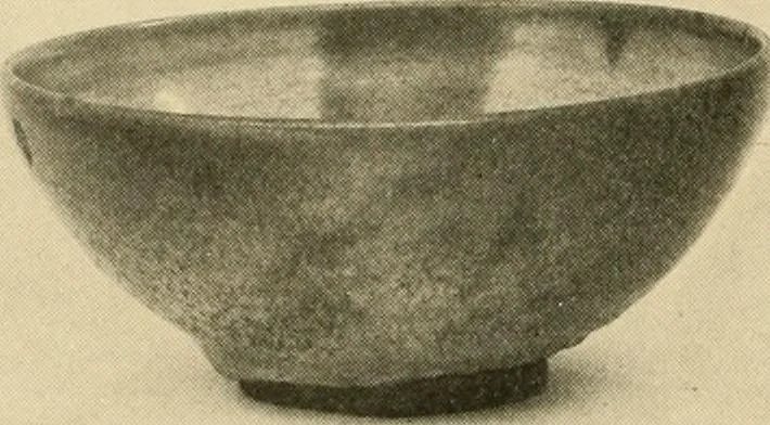 An illustration from Catalogue of an exhibition of early Chinese pottery and sculpture, 1916, leaf 253