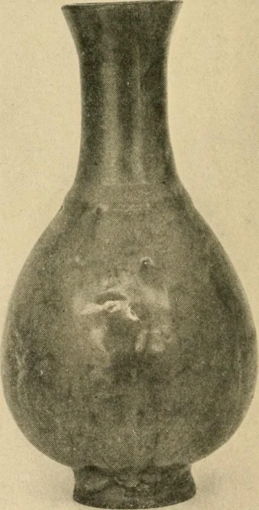 An illustration from Catalogue of an exhibition of early Chinese pottery and sculpture, 1916, leaf 253