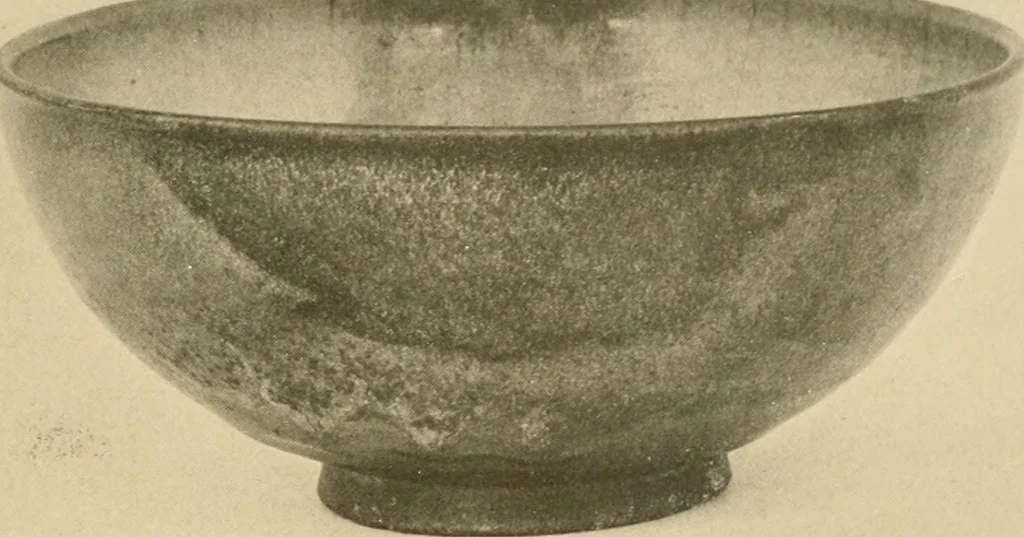 An illustration from Catalogue of an exhibition of early Chinese pottery and sculpture, 1916, leaf 254