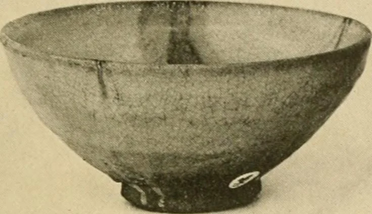An illustration from Catalogue of an exhibition of early Chinese pottery and sculpture, 1916, leaf 256